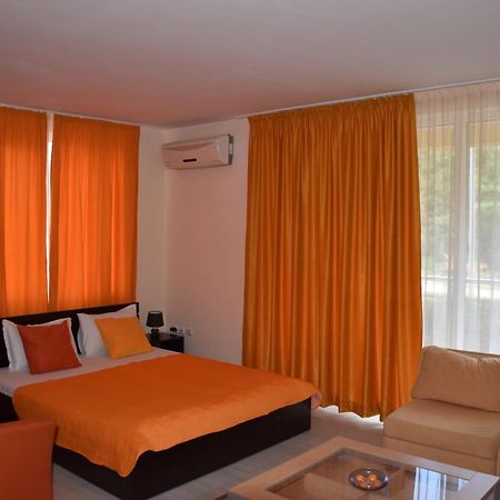 Hotel Sea Star Приморско Extérieur photo