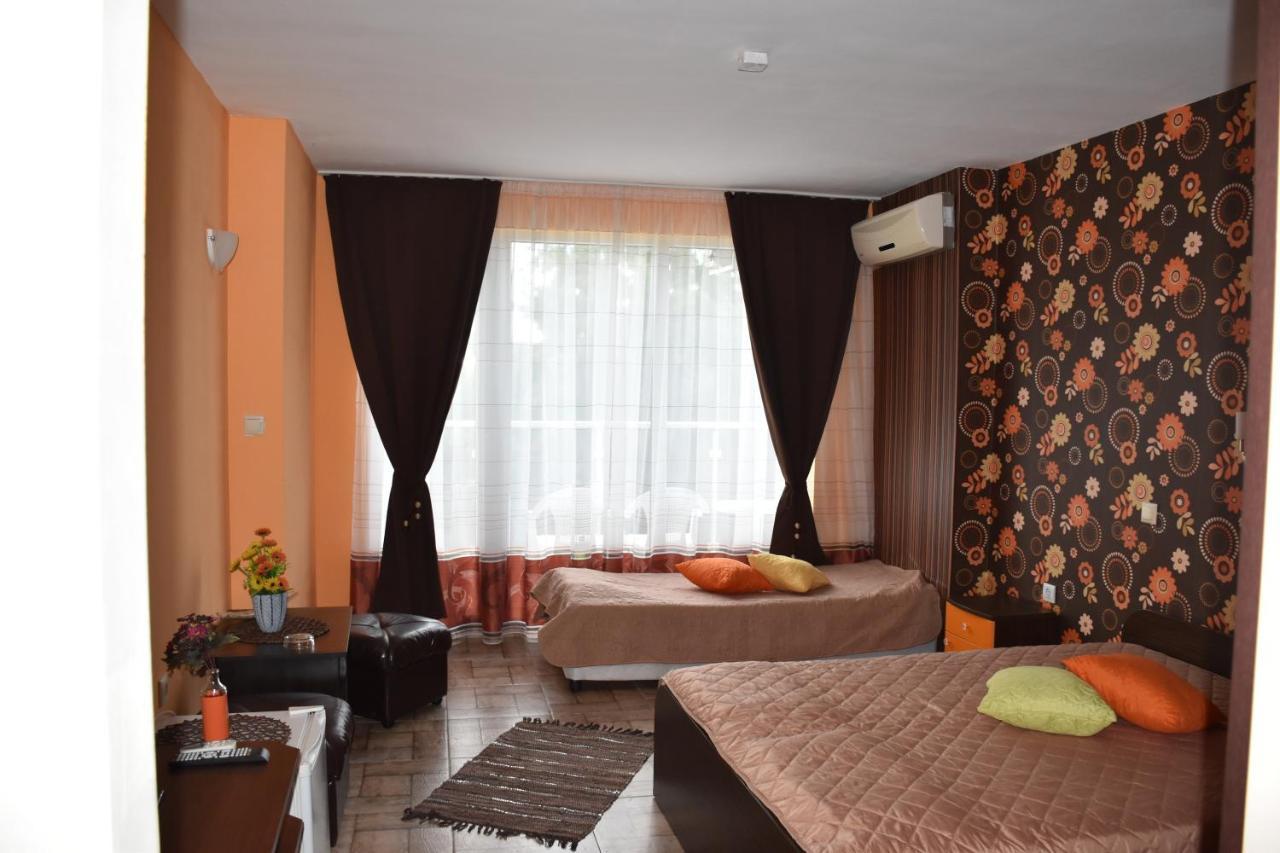 Hotel Sea Star Приморско Extérieur photo