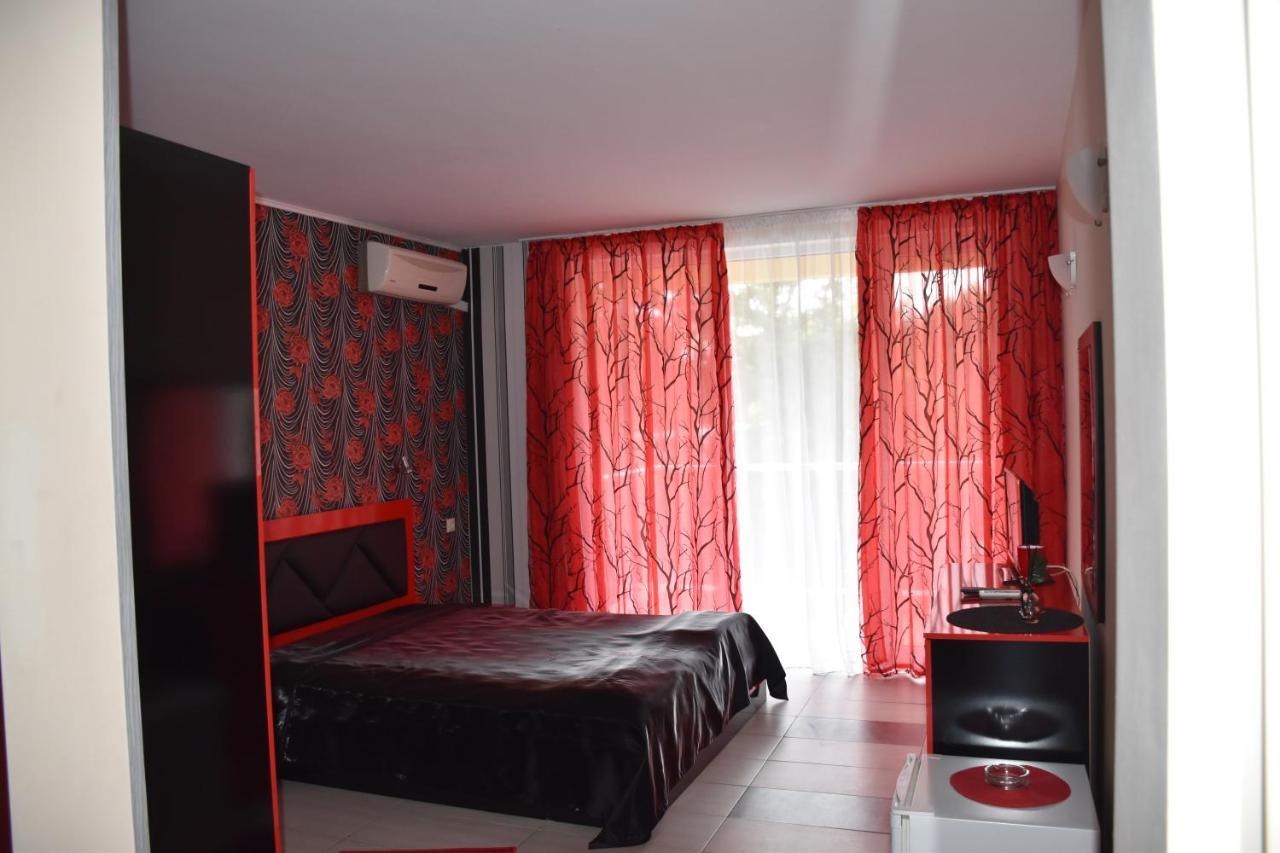 Hotel Sea Star Приморско Extérieur photo