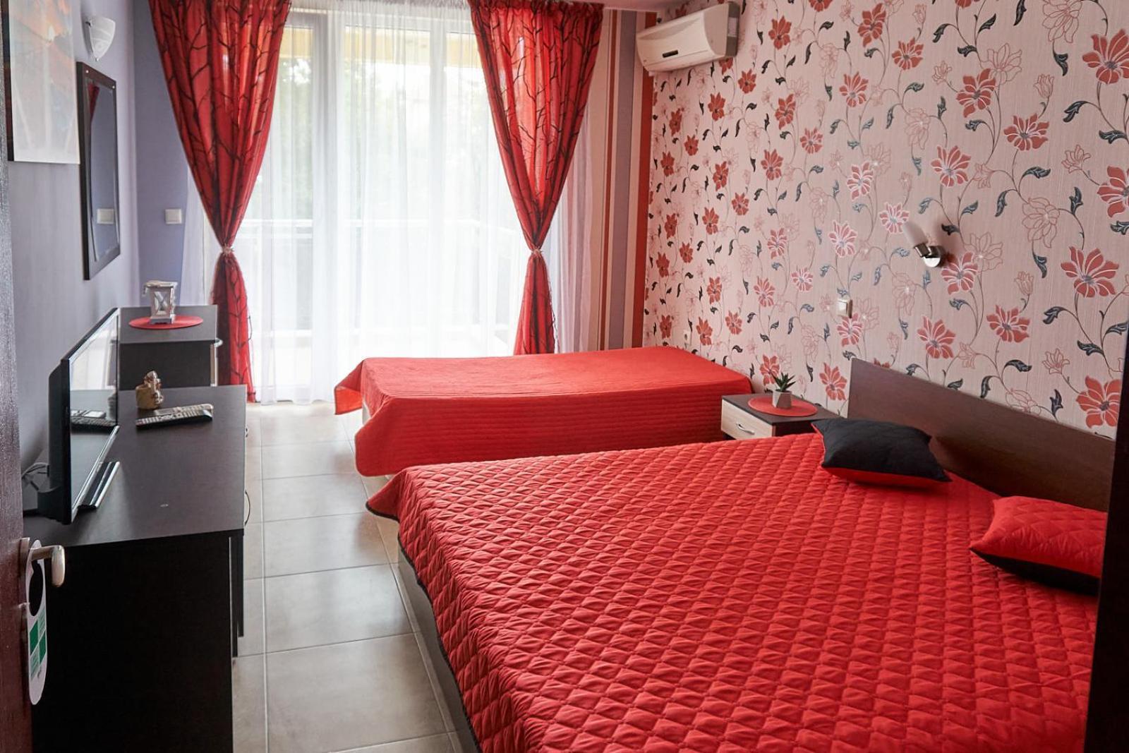 Hotel Sea Star Приморско Extérieur photo